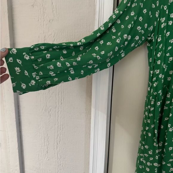 Green Floral Women's Dress - Picture 3 of 4